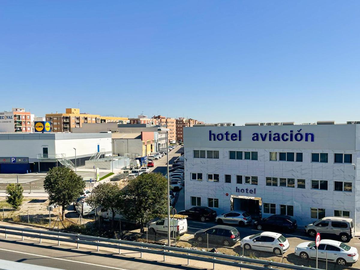 Hotel Aviacion Manises Exterior photo